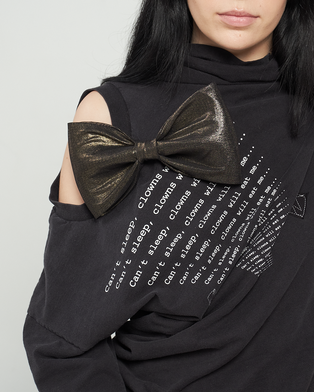 bow, bow brooch, handmade bow brooch, oversized bow brooch, metallic bow